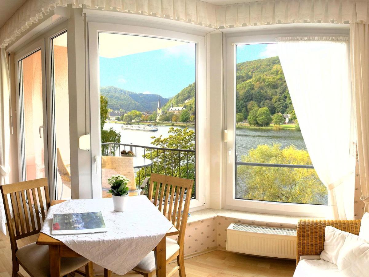 Ferienhaus Bullay Exteriör bild